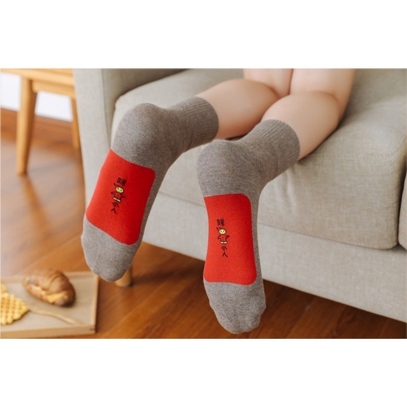 踩网红袜小人中筒袜子红色女款本命年蛇年纯棉短袜船袜男秋冬