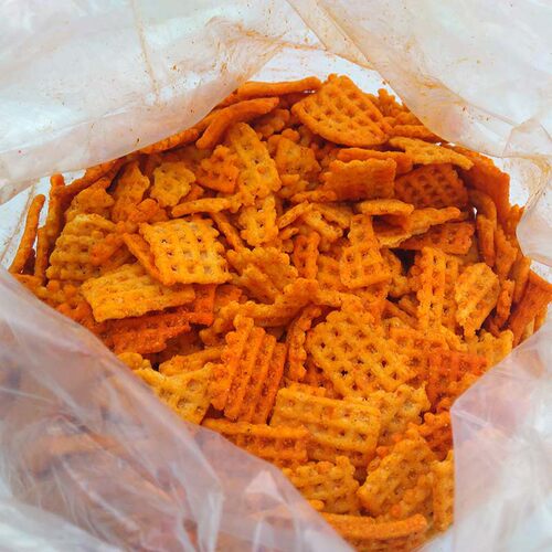 怀旧零食锅巴麻辣宝鸡好口福锅巴