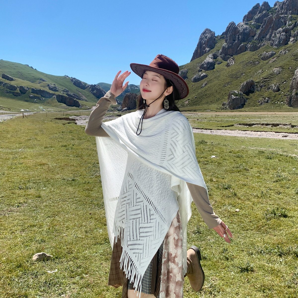 春夏旗袍外搭针织镂空流苏披肩