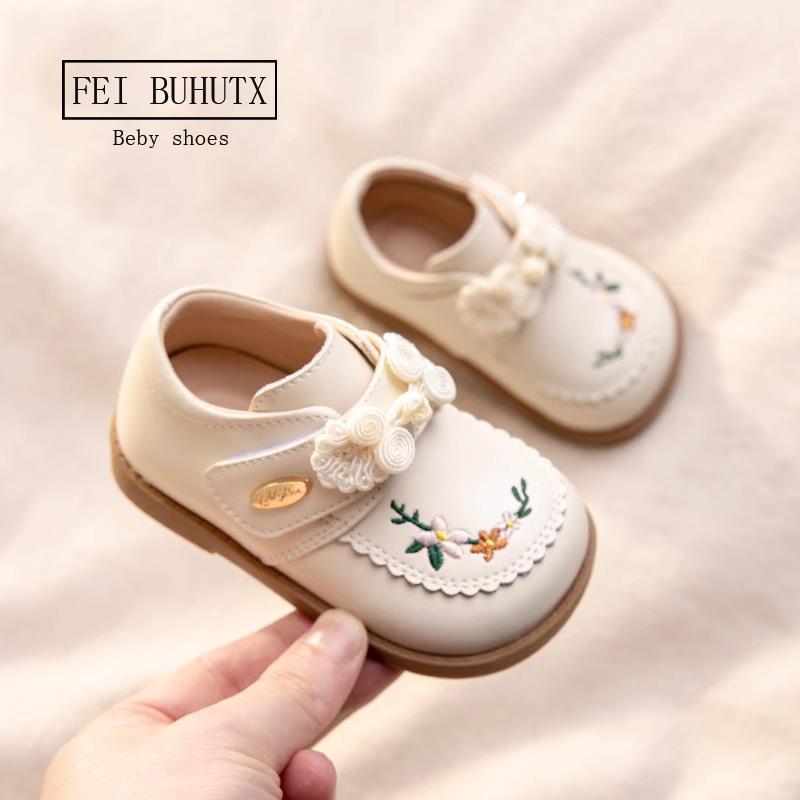 女宝宝皮鞋公主鞋春秋季国风软底