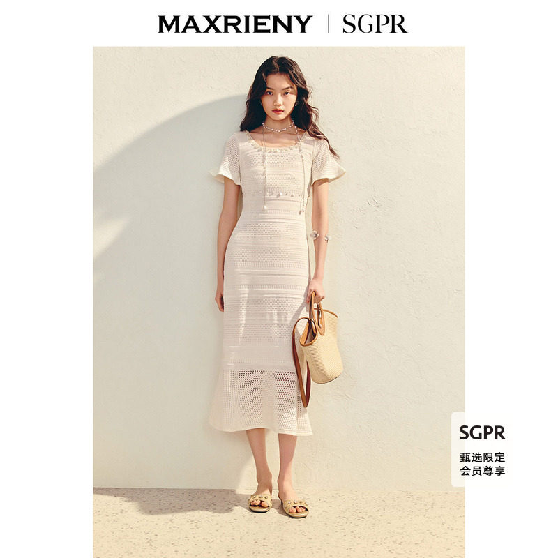 【SGPR】浮雕针织裙2026夏季新款收腰连衣裙波西米亚风白色长裙子