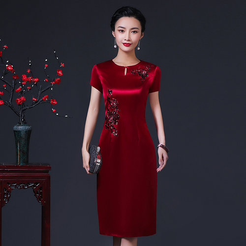 醋酸缎酒红色喜婆婆婚宴礼服