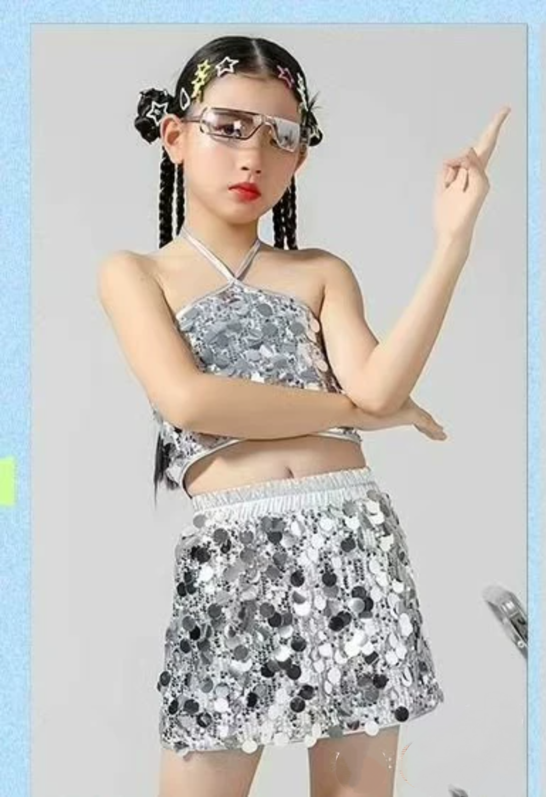 辣妹儿童演出服女童亮片六一女团爵士舞挂脖吊带背心演出服套装