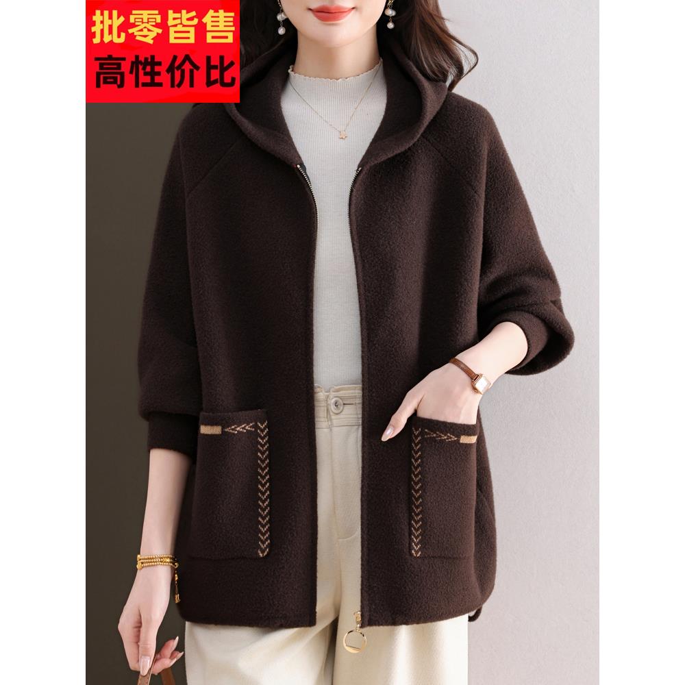 妈妈秋冬新款毛呢外套加肥加大码洋气连帽拉炼开衫女宽松时尚大衣