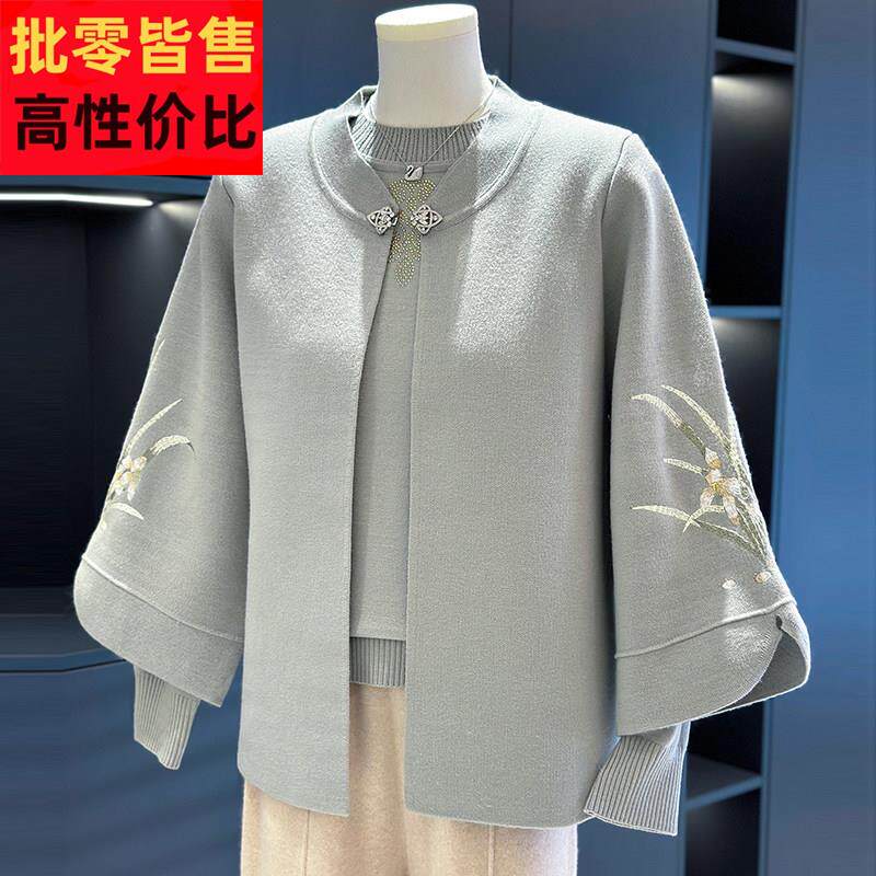 时尚中老年针织衫套装女开衫冬装新款奶奶上衣服大尺码妈妈装两件