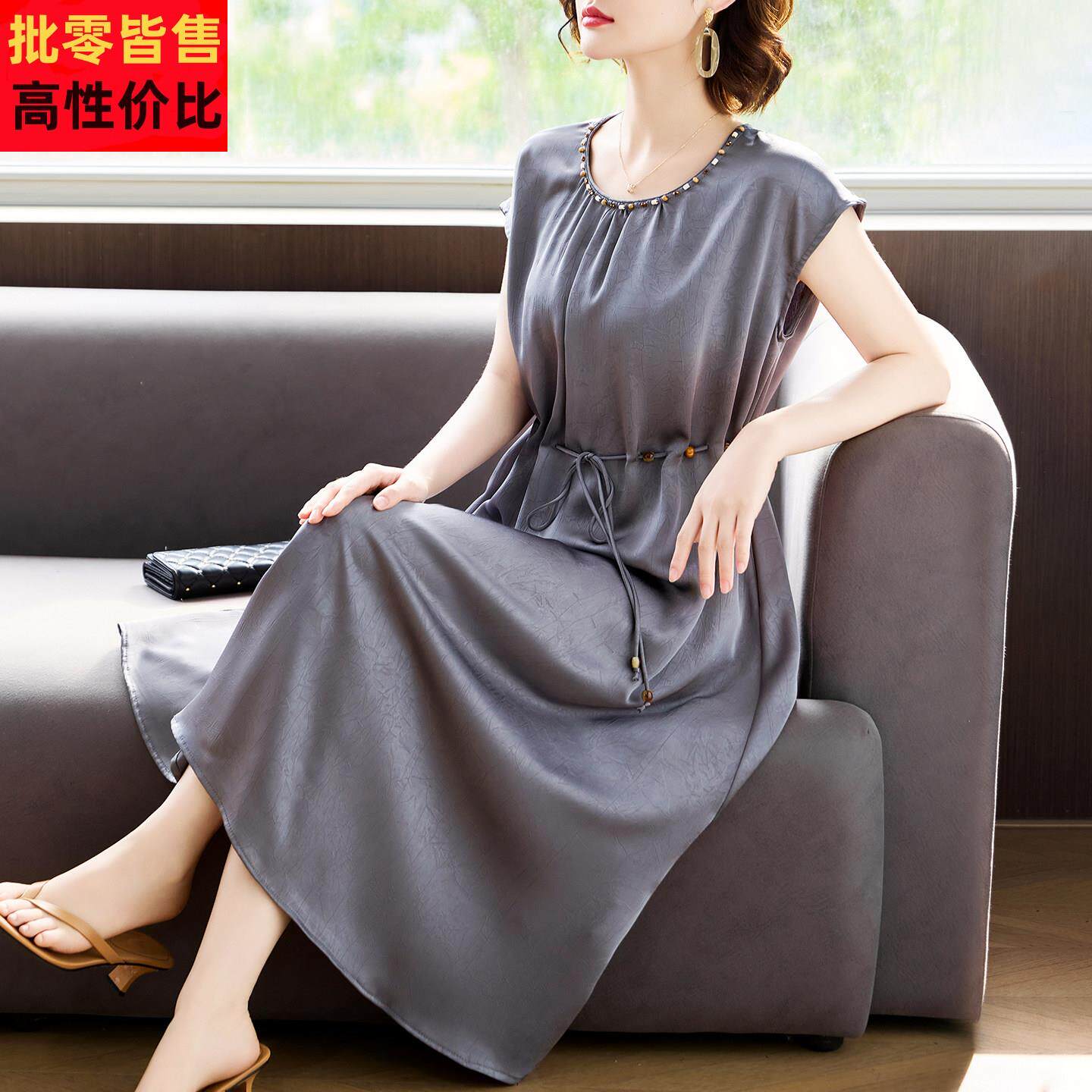 现货妈妈夏装短袖雪纺连衣裙2026新款中老年女夏季收腰显瘦长裙子