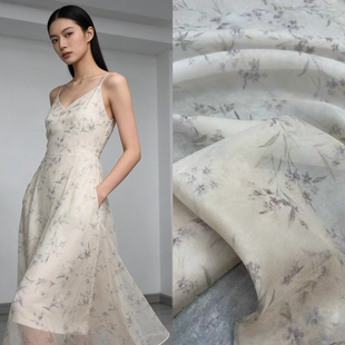 夏季新品米色的清新小碎花真丝欧根纱面料高定连衣裙防晒服布料