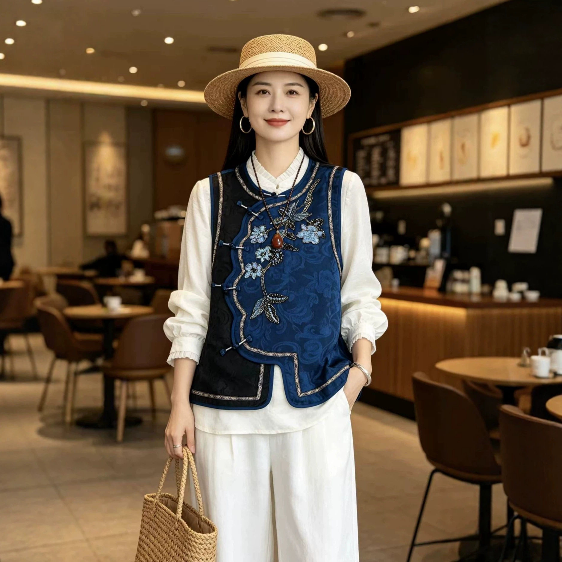 园园美衣中式国风女装重工刺绣钉珠马甲春秋复古无袖坎肩高级上衣图片