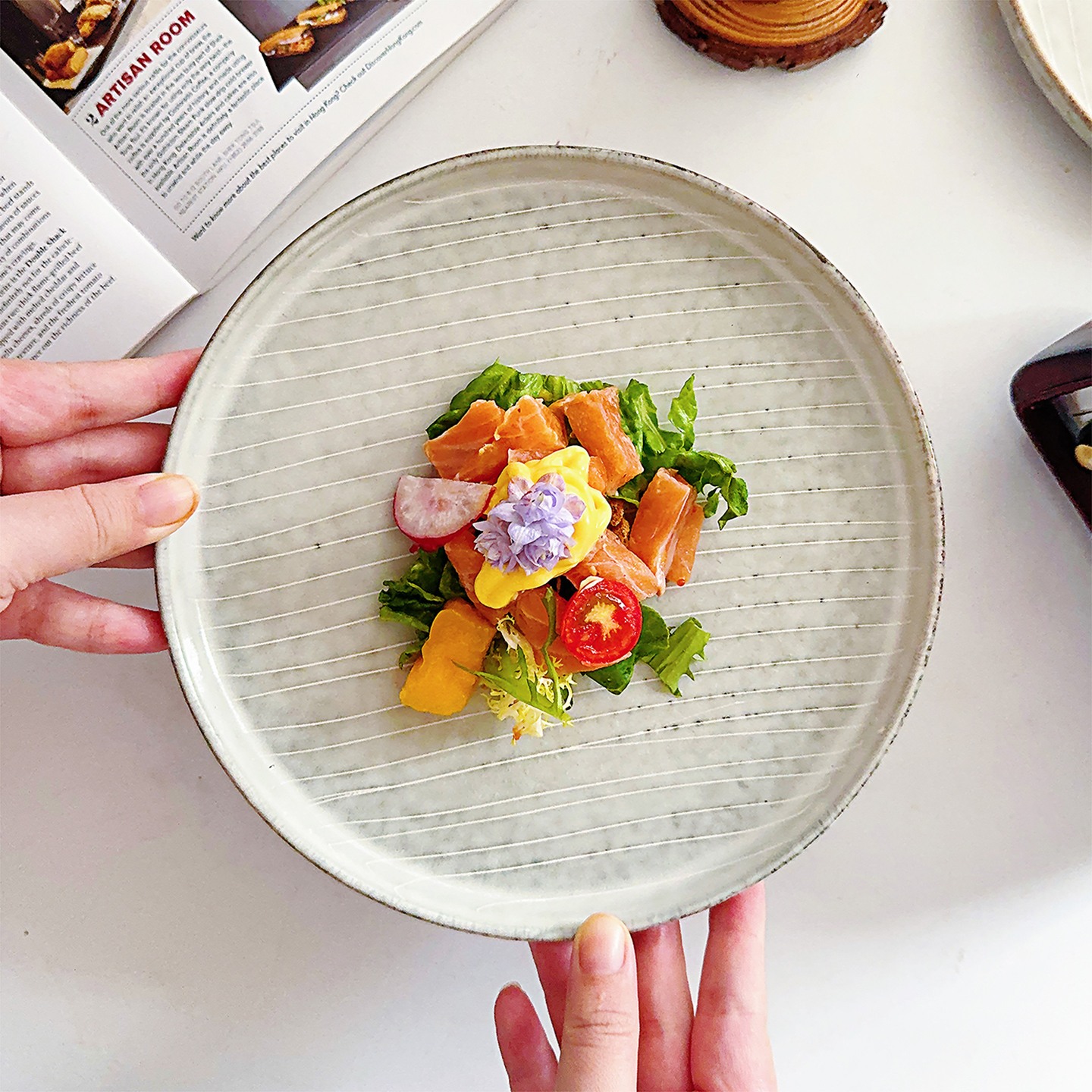 高级感日式复古线条西餐料理平盘