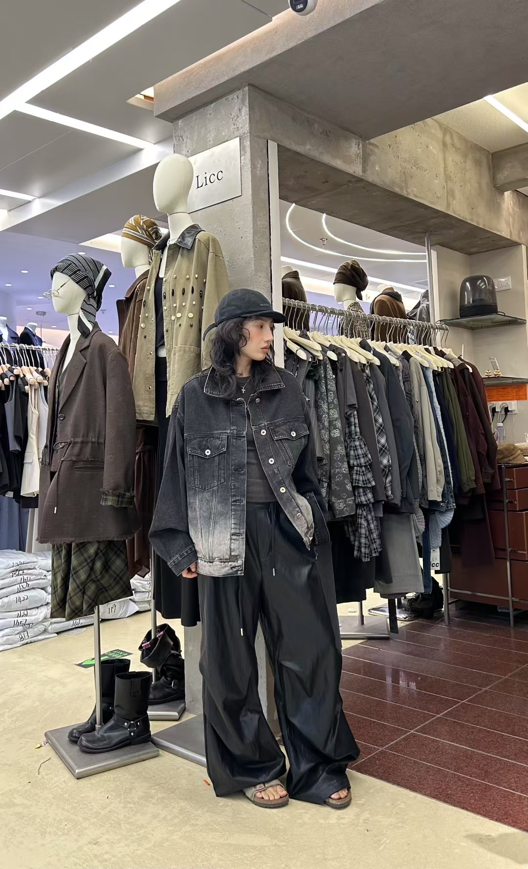 Licc 2025秋季新款韩版复古渐变色牛仔外套女宽松休闲外套 9501