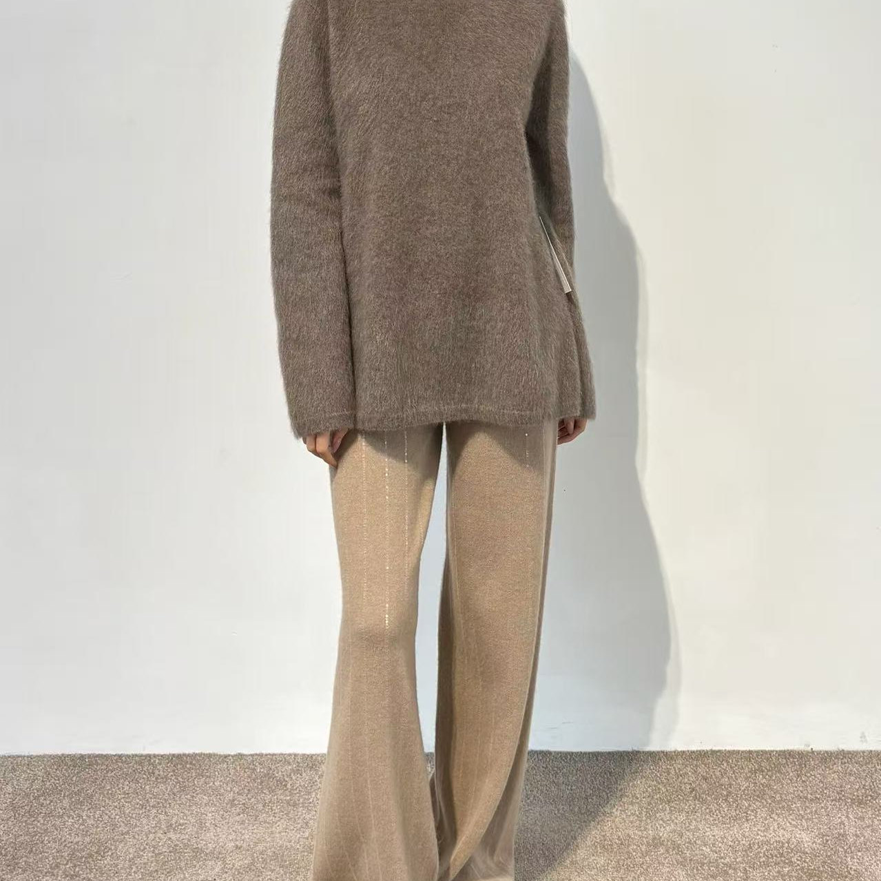Swaying/knit | 25秋冬新款一字领牦牛拉绒套头毛衫