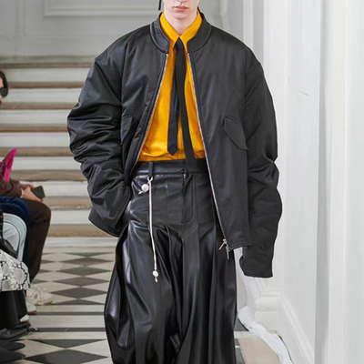 Chenity买手店 SEANSUEN 2023秋冬秀场款黑色飞行员厚款夹克外套