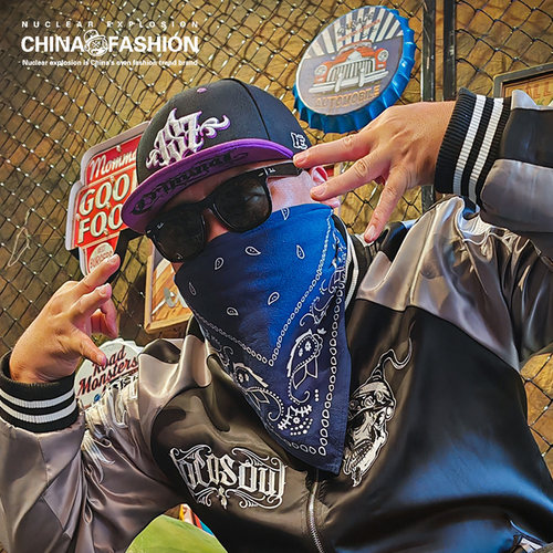 核爆炸187花体字刺绣平檐滑板帽