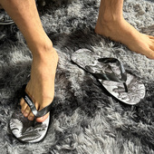 人字拖鞋 核爆炸天神之战黑白色海滩休闲塑胶防水时尚 夹脚凉拖男士