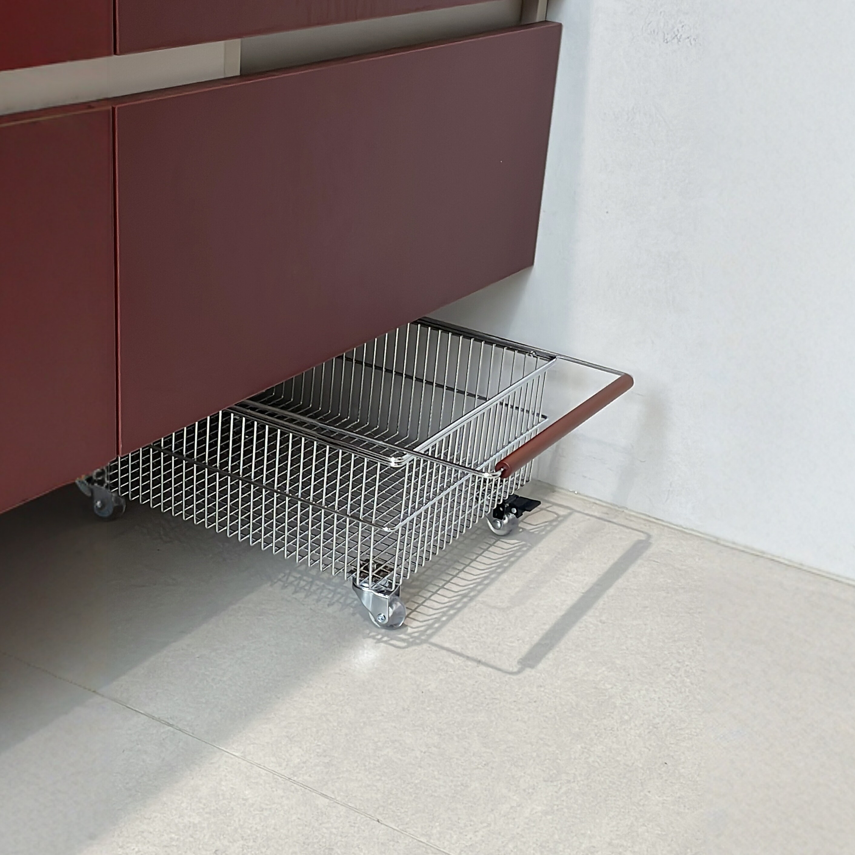 浴室柜下脏衣篓卫生间脏衣篮双层收纳筐桌下杂物储物小推车置物架