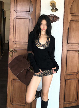 HUAX 复古辣妹深V低胸长袖上衣挂脖内搭女性感低腰豹纹短裤三件套