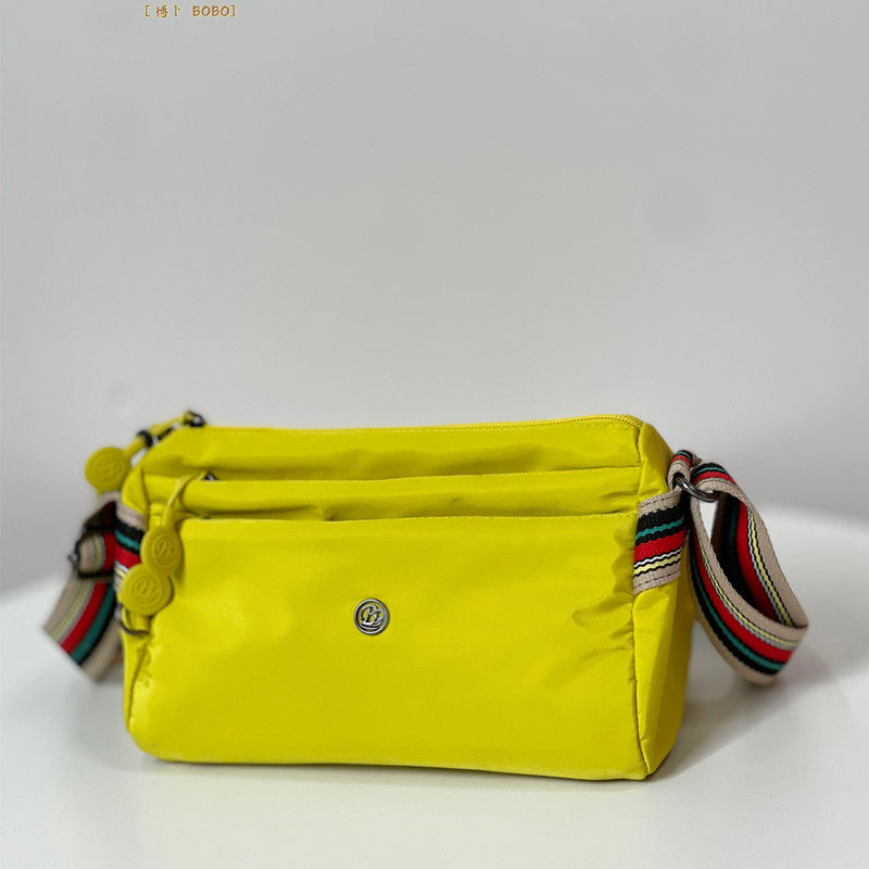 斜挎包女士2026新款单肩时尚精致防水轻便横款多层百搭大容量包包