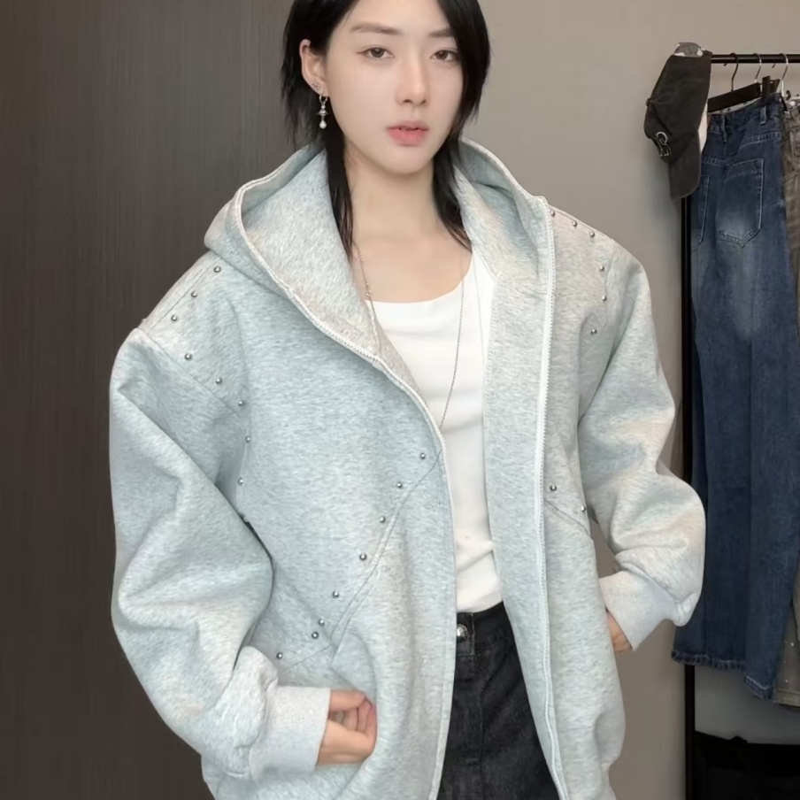 XZ413-HT162-P70-秋装新款铆钉拼接无耳朵尚百搭青少年连帽卫衣