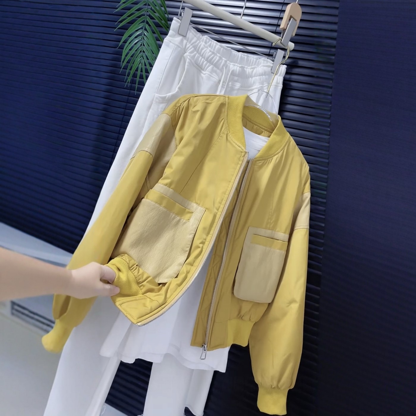 欧货拼接PU皮休闲夹棉短外套女2026春秋新款立领棒球服加棉夹克潮