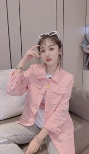 单排扣粉色设计感衬衫 气质宽松网红外套潮 上衣女欧货2026春夏新款