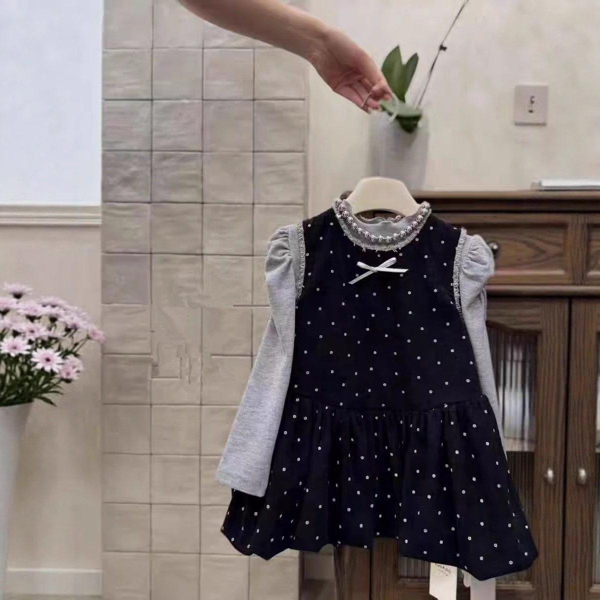 春秋女童连衣裙套装宝宝洋气儿童个性潮牌小香风打底衫波点背心