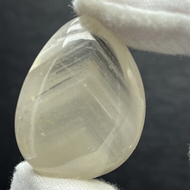 天然水晶包裹千层白幽灵共生钱串子云母片水滴吊坠毛衣链意境优美