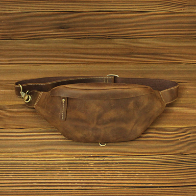 复古男士胸包潮流背包真皮单肩包