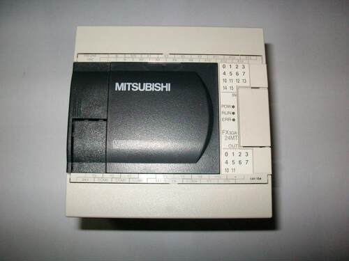 三菱PLCFX3GA-40MR-CM60MT-CM