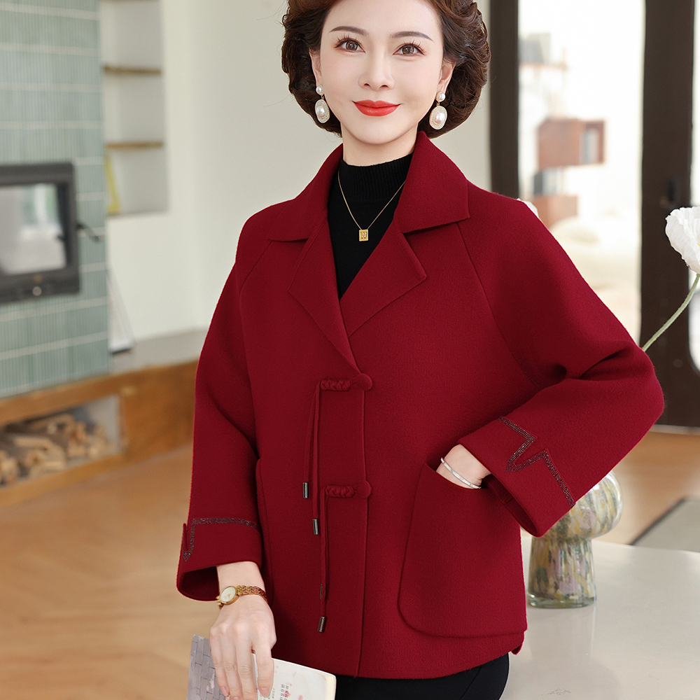 妈妈洋气外套50-60岁洋气