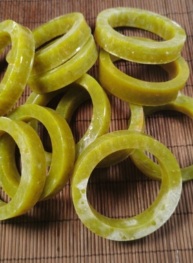 纯天然玉石黄黄绿色牛油果手镯网毛坯,口径齐全牛油果手镯半成品