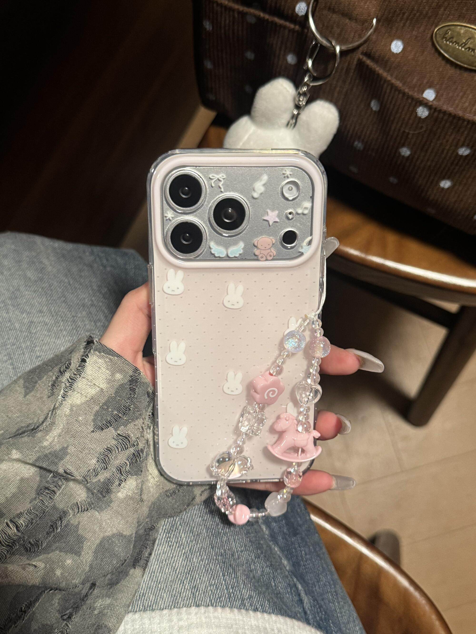 粉底散乱可爱米菲兔防摔韩系ins风17pro手机壳17promax保护iphone15女款16pro双层16卡通iPhone17苹果15pro,3C数码配件,手机保护套/壳,淘宝优惠券,粉丝福利购,淘宝优惠卷