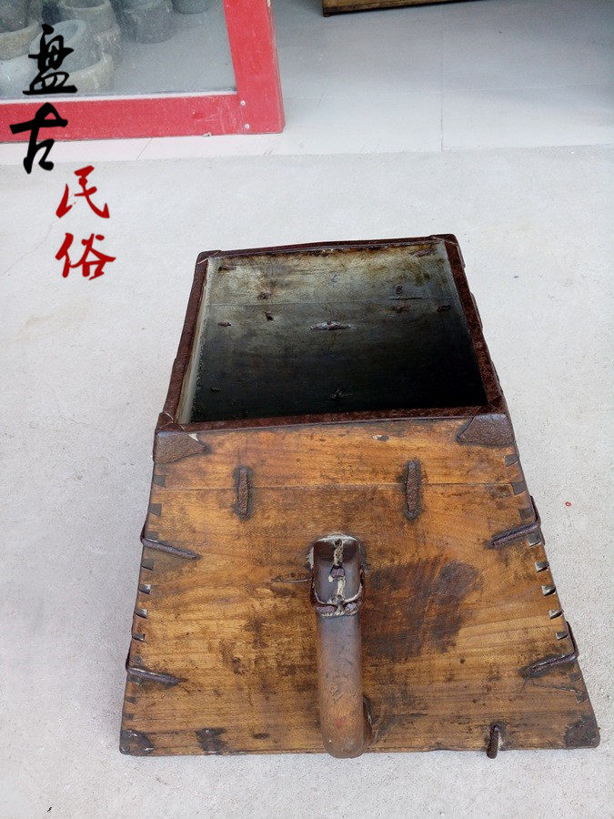 古朴怀旧老物件老粮食斗老米斗古代度量器皿影视道具之佳品.