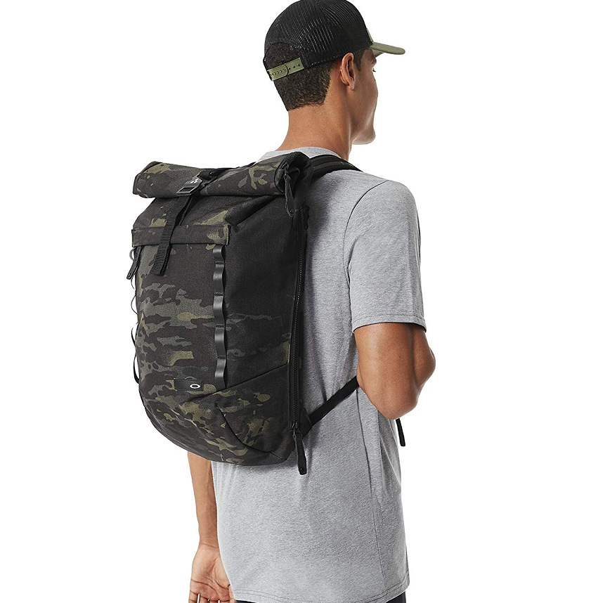 正品现货 Oakley Voyage 双肩包 23L 暗夜迷彩 EDC 通勤双肩背包|ruв категории спортивная сумка/открытый пакет/аксессуары, рюкзак - от Buy2taobao.com для оказания профессиональной услуги покупки агента Taobao