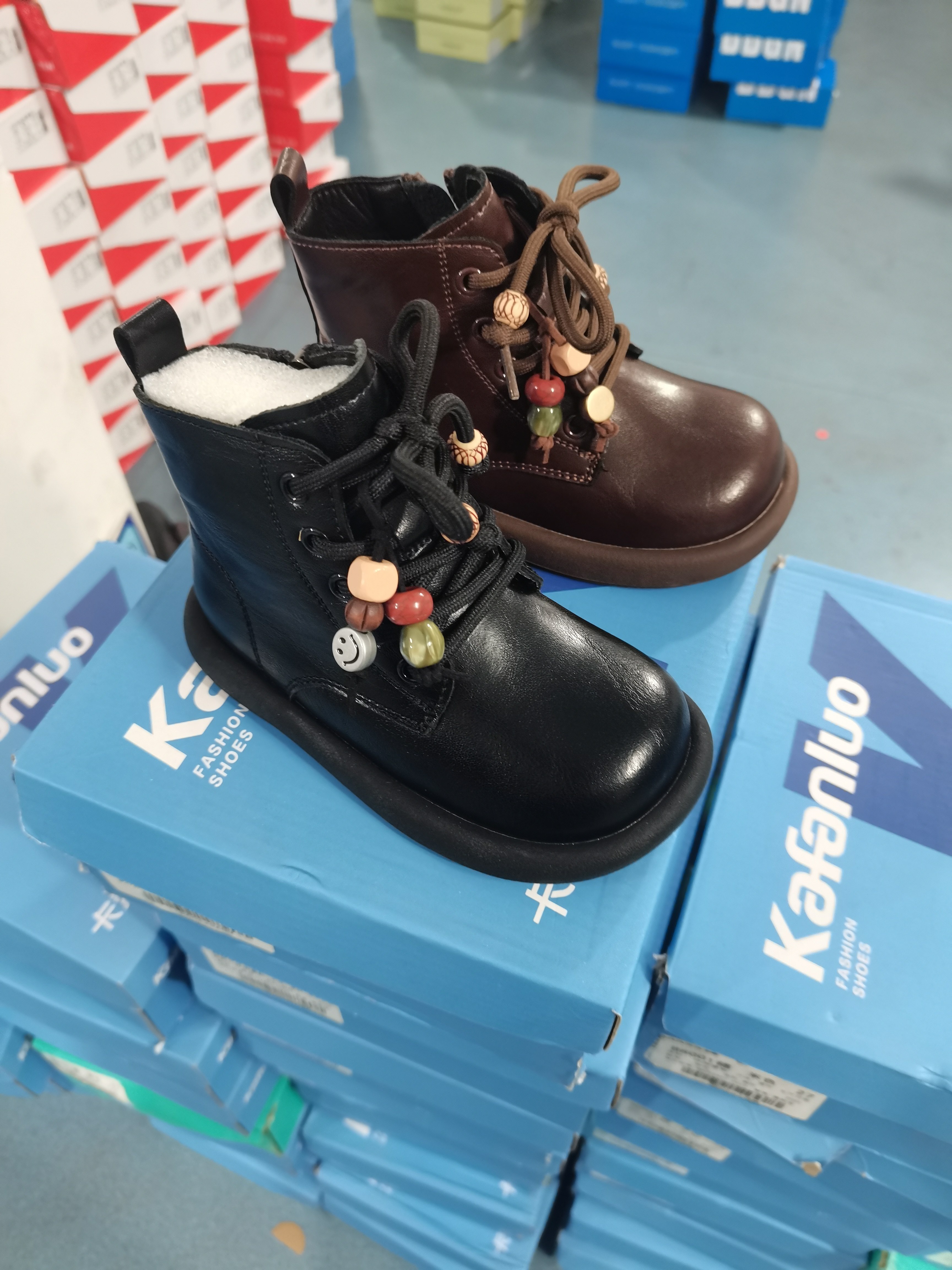 25年新款儿童民族风串珠马丁靴(加绒不加绒都有),童鞋/婴儿鞋/亲子鞋,皮靴,淘宝优惠券,粉丝福利购,淘宝优惠卷