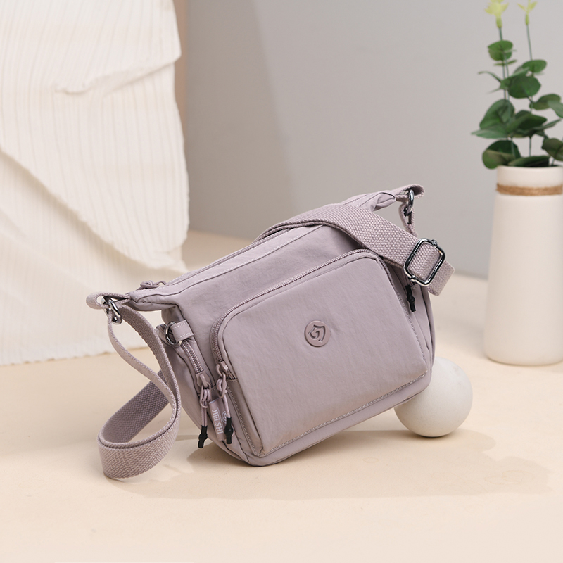 捷朗仕潮款尼龙斜挎包