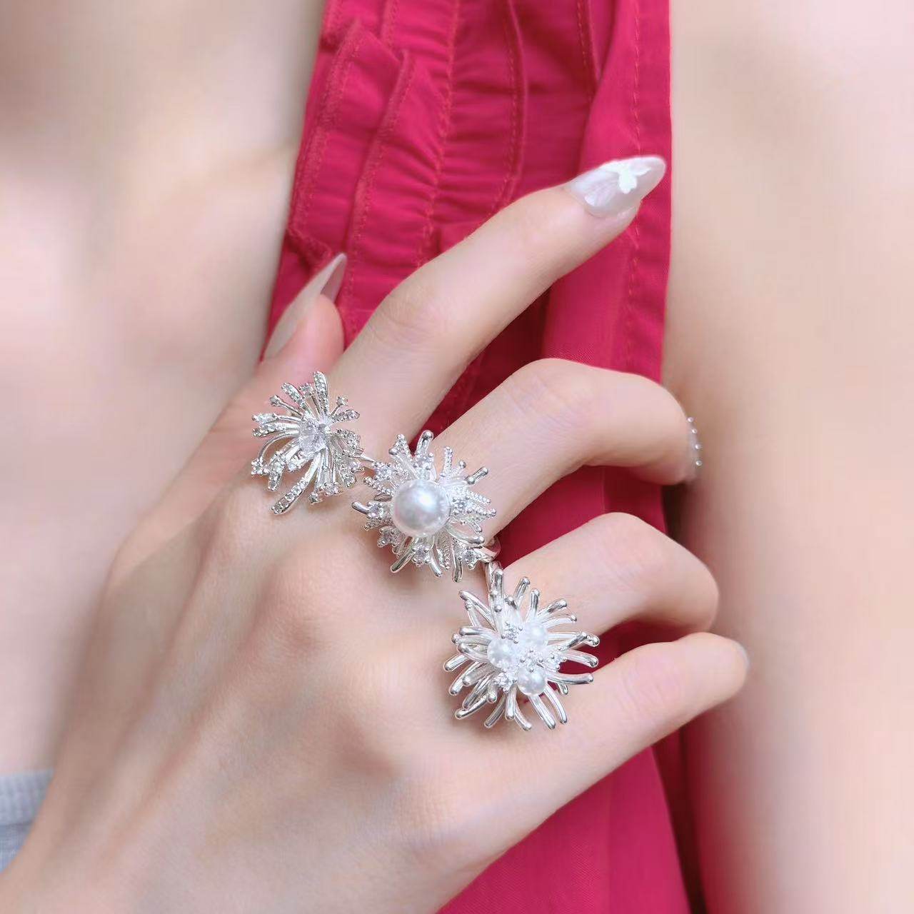 银色烟花爱心锆石流苏珍珠可调节戒指女轻奢高级感轻奢食指指环