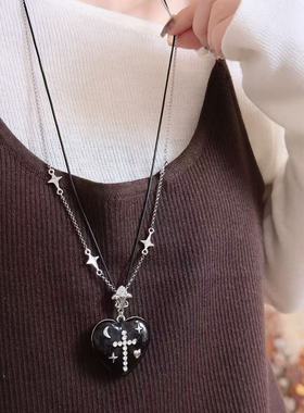 黑色爱心星月十字双层叠戴项链女小众秋冬甜酷长款毛衣链卫衣链