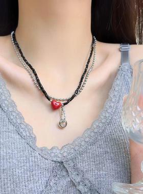爱心双层黑色串珠撞色项链