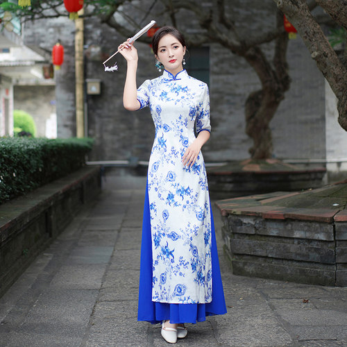 千百思中国风演出奥黛青花瓷旗袍