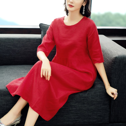 文艺范旅行全麻女装2026夏季新款红色亚麻连衣裙女宽松大码中长款