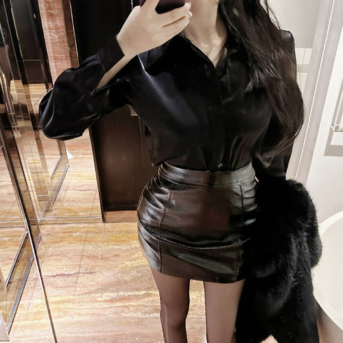 纯欲辣妹性感衬衫包臀小皮裙穿搭