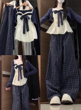 韩系甜美少女感开衫吊带长裤穿搭