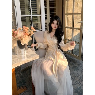 大码胖mm纯欲温柔蕾丝网纱花边绑带收腰连衣裙女秋冬气质仙女长裙