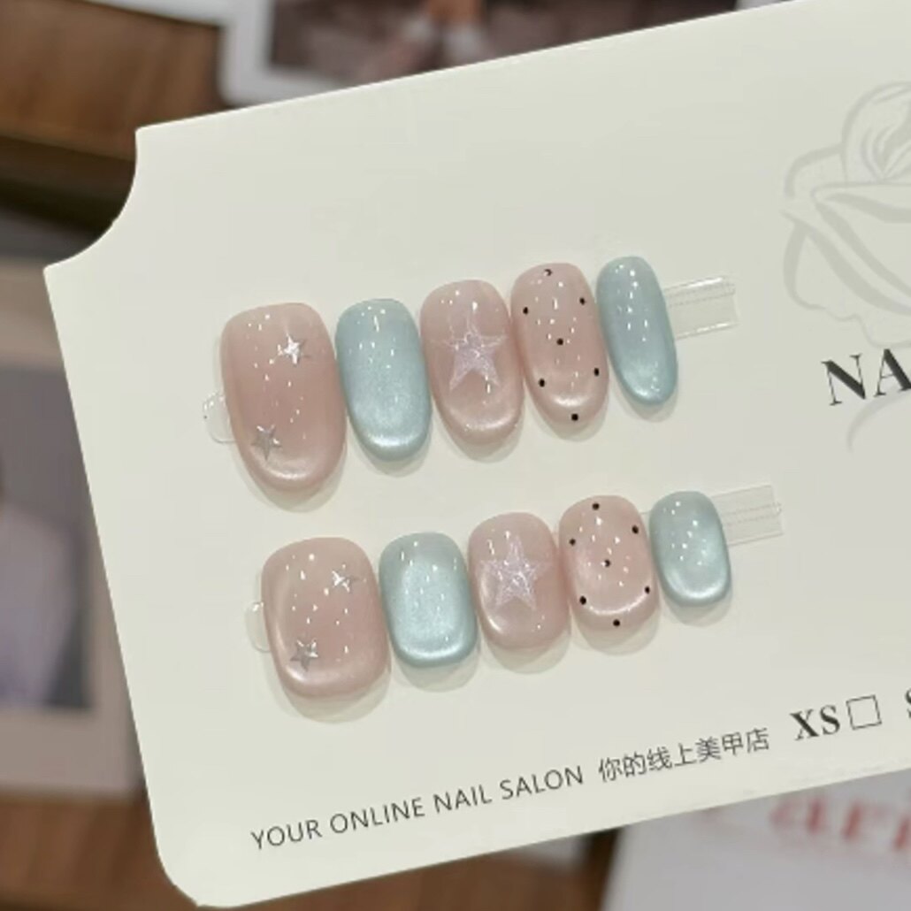 穿戴甲美甲2026新款高级手工贴片图片