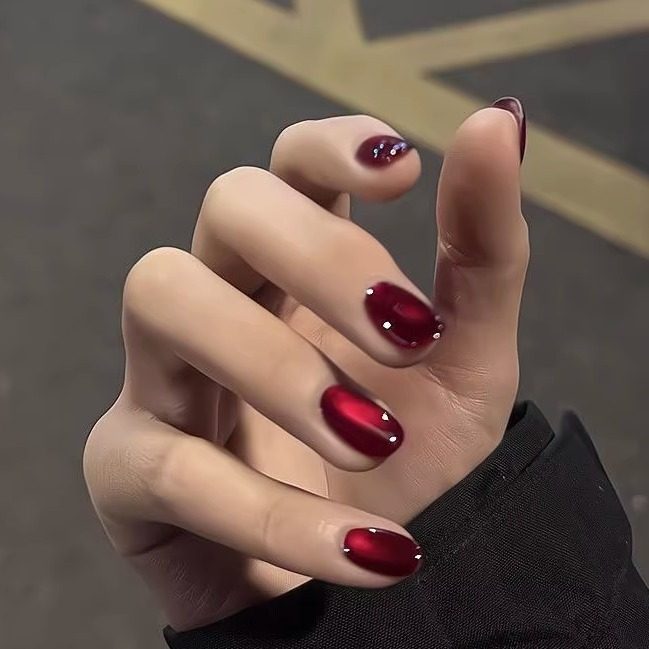 【新年】穿戴甲美甲2026新款高级显白安克拉红美甲猫眼穿戴甲