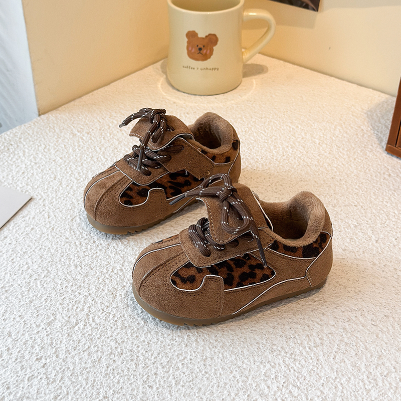 儿童运动鞋2025冬季新款男童鞋女童阿甘鞋豹纹宝宝加绒保暖二棉鞋