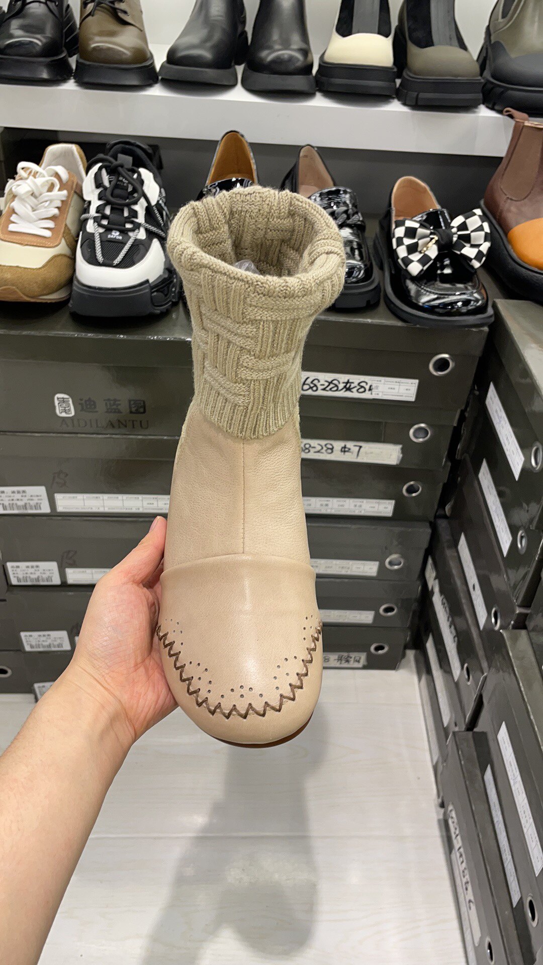 迪蓝图女鞋 针织筒 软底软面 轻便舒适 靴筒还可以立起来穿