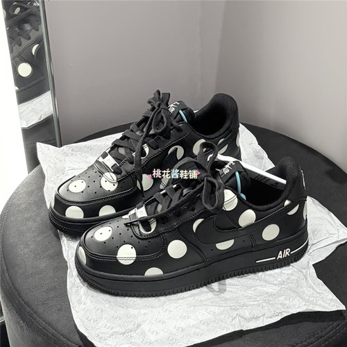 Nike耐克26年夏季女波点AF1空军一号黑色运动休闲板鞋 IR8647-001