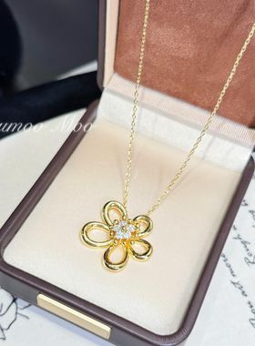 铜合金合成锆石项链 法式时尚轻奢五花镂空时尚项链