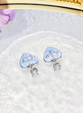 铜合金合成锆石耳饰 新款爱心浅蓝色小蜜蜂字母耳环